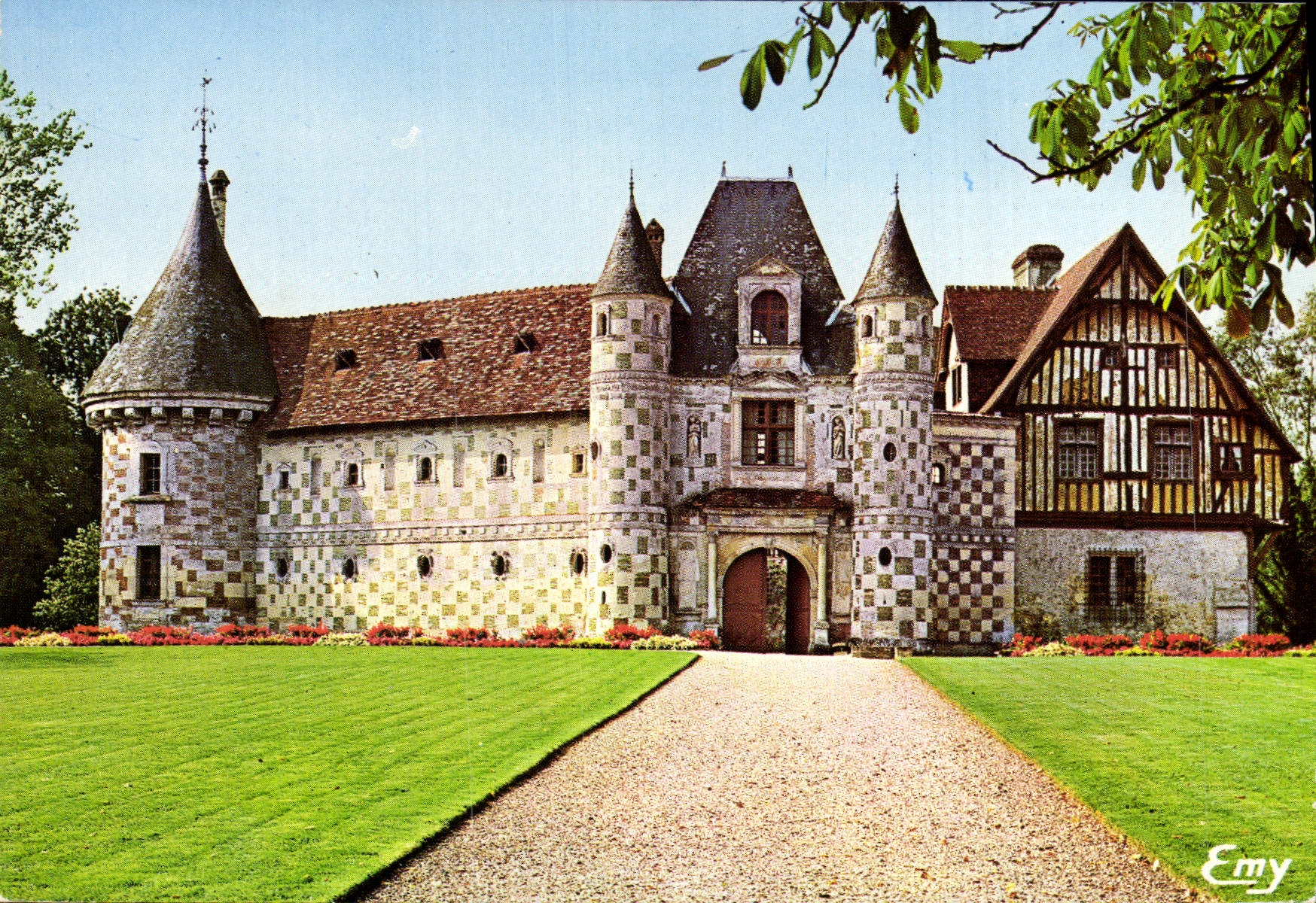 Saint-Germain-de-Livet — Château des XVᵉ et XVIᵉ siècles — Éditions Normandie Le Goubey