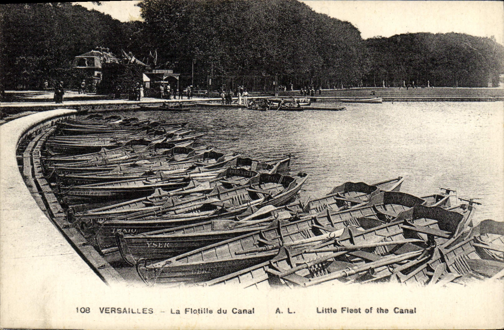 CPA Versailles La Flotille du Canal