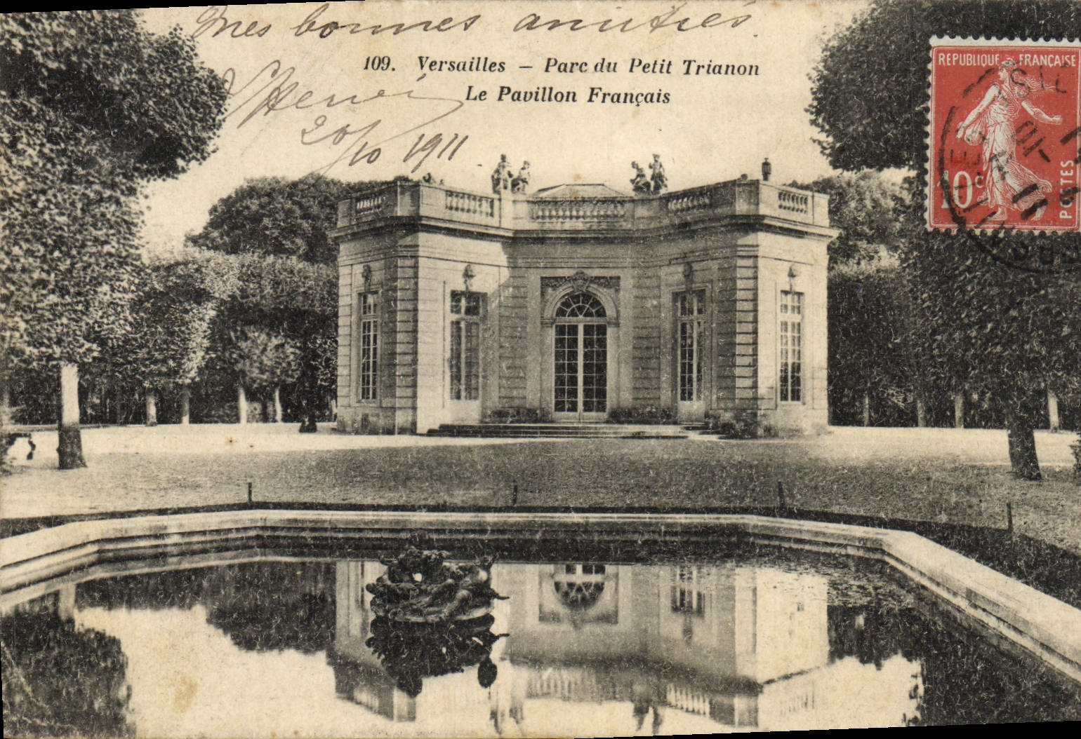 Versailles – Parc du Petit Trianon — Le Pavillon Français — Héliotypie Bourdile et Faucheux, n°109