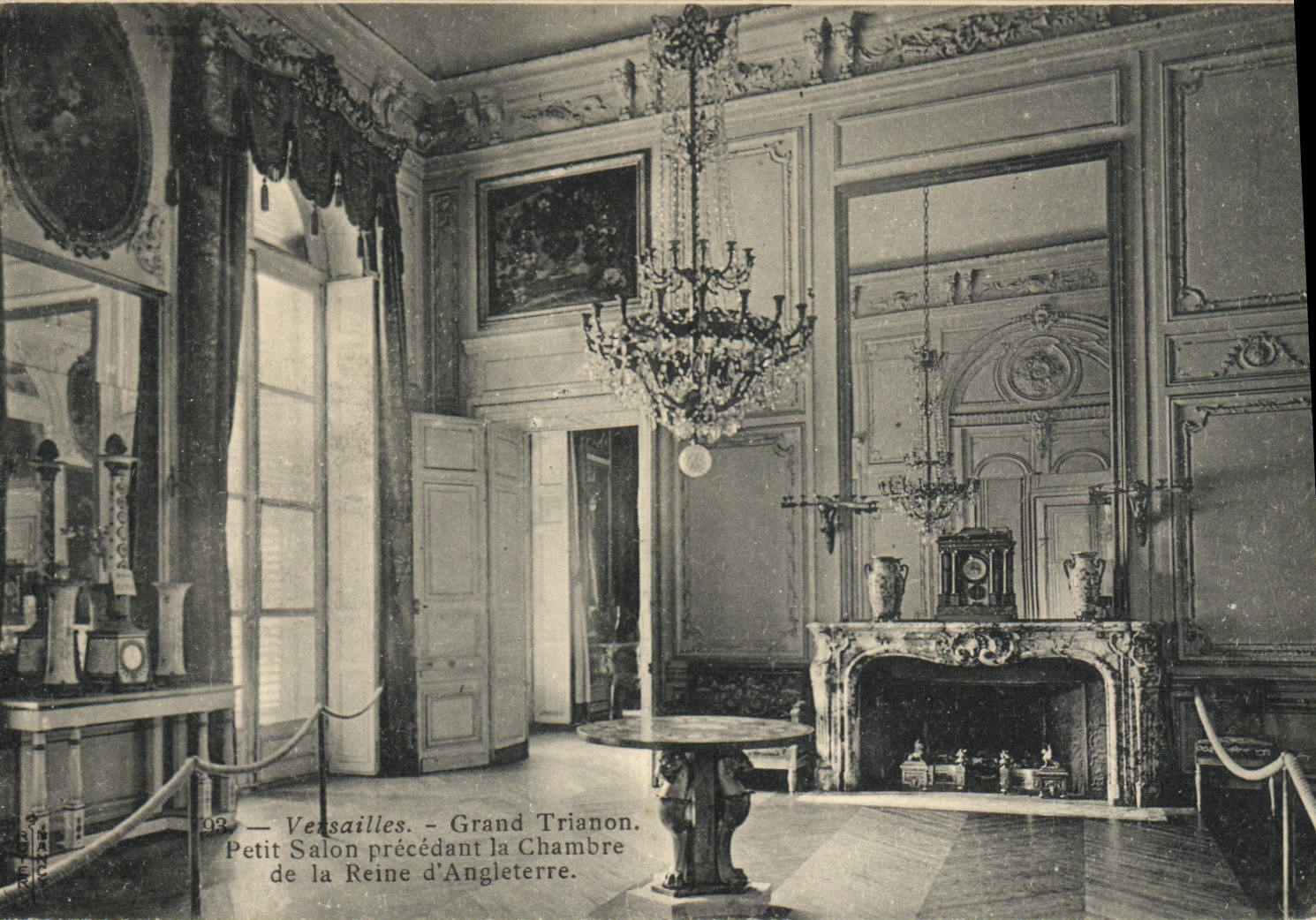 CPA Versailles Grand Trianon Petit Salon Precedant La Chambre De La Reine d'Angleterre