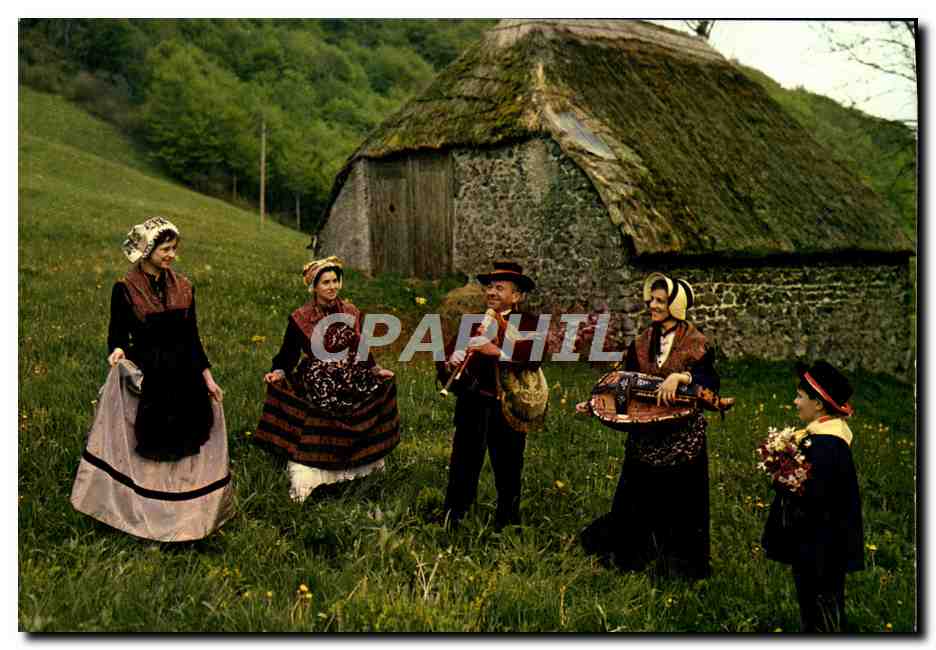 CPM Folklore De France L'Auvergne L'Auvergne Pittoresque Et Le Folklore 