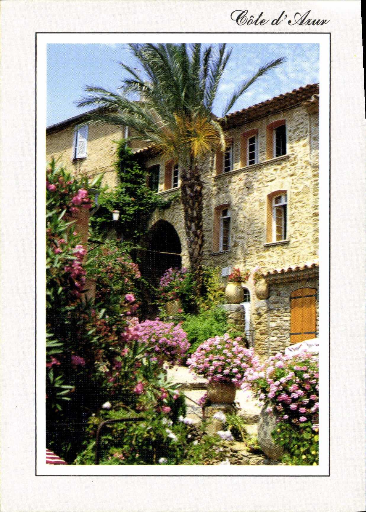 Côte d'Azur — View of a Provençal Village in Bloom — Les Éditions Aris, n° 0488