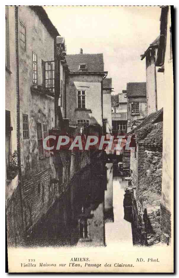 CPA Amiens Vieilles Maisons Sur l'eau Passage des clairons