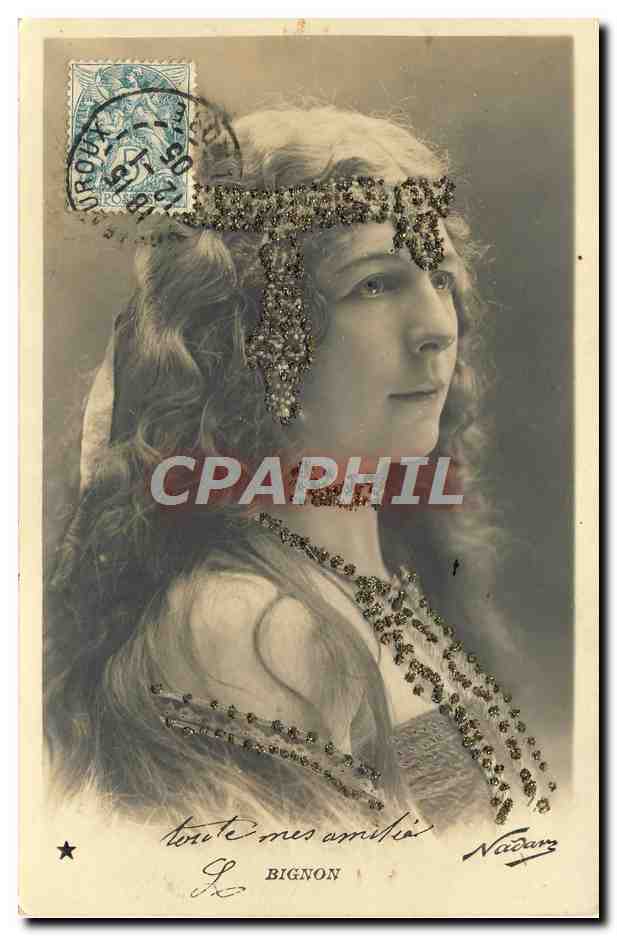 Mujer con diadema y collar — L. BIGNON — Nudan
