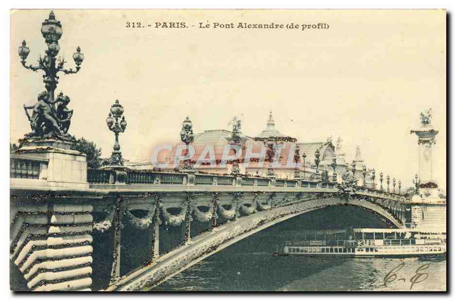 CPA Paris Le Pont Alexandre III Peniches