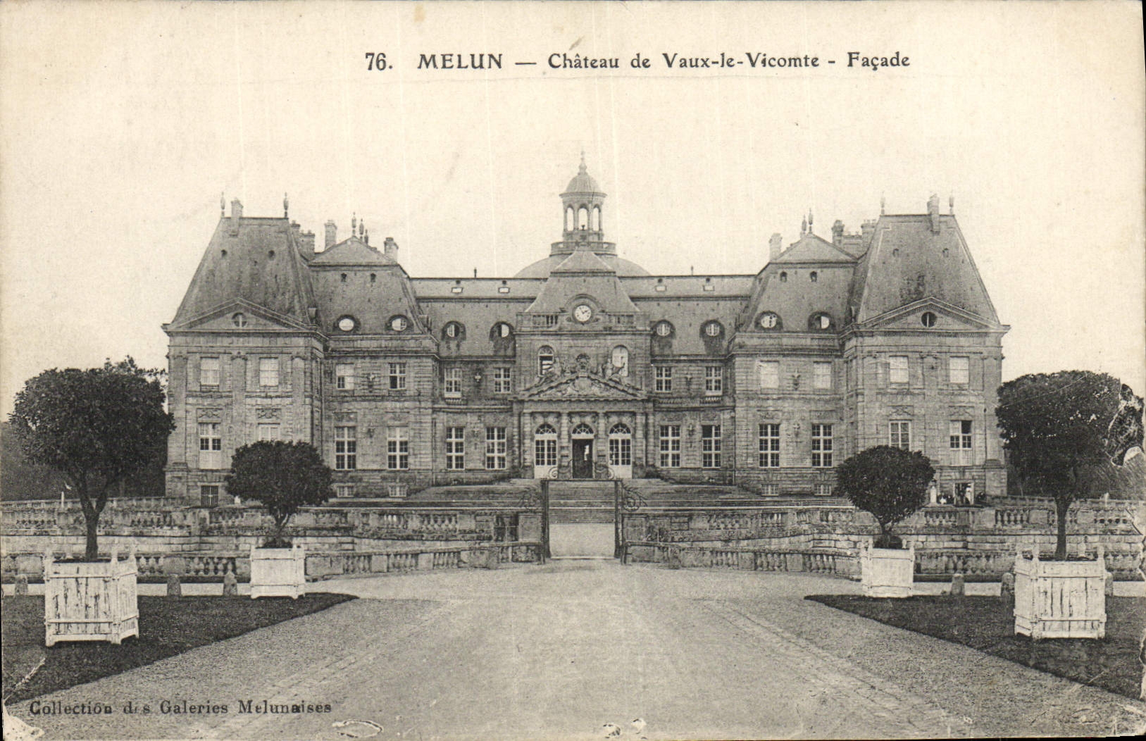 CPA Melun Chateau de Vaux Le Vicomte Facade