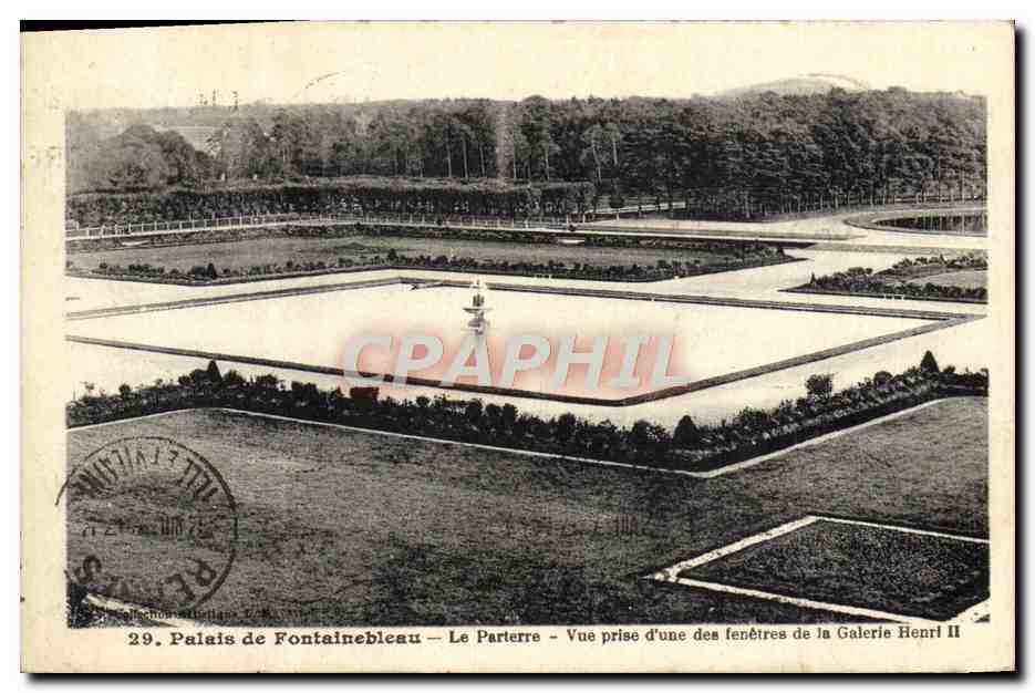 Palast von Fontainebleau — Der Parterre — Ansicht aus einem Fenster der Galerie Henri II