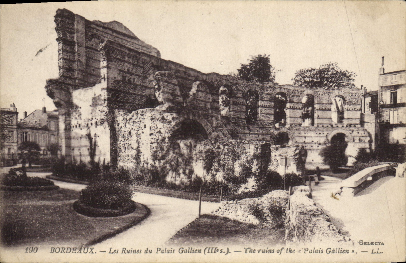 CPA Bordeaux Les Ruines du Palais Gallien