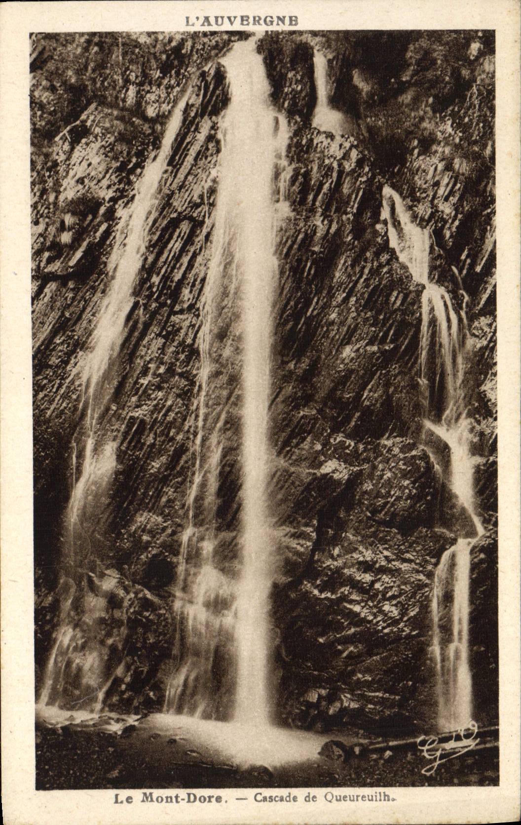 CPA Le Mont Dore Cascade de Queureuitlh