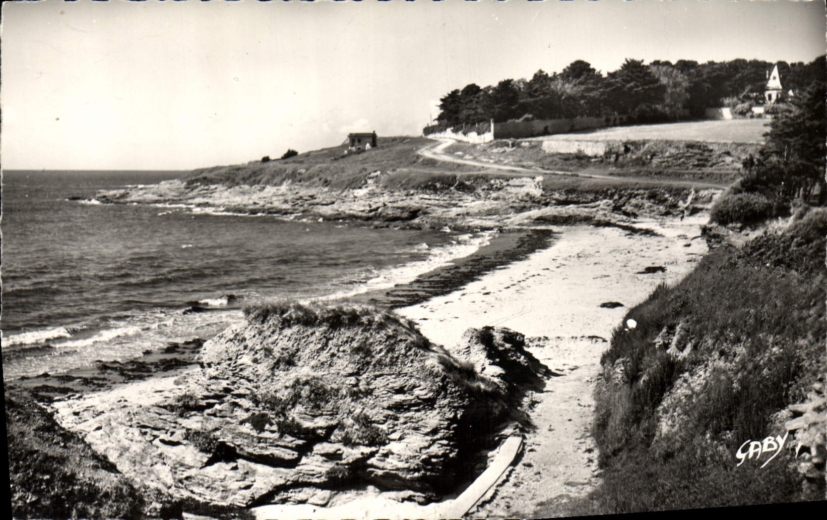 CPM Saint Gildas De Rhuys Plage et Port Maria