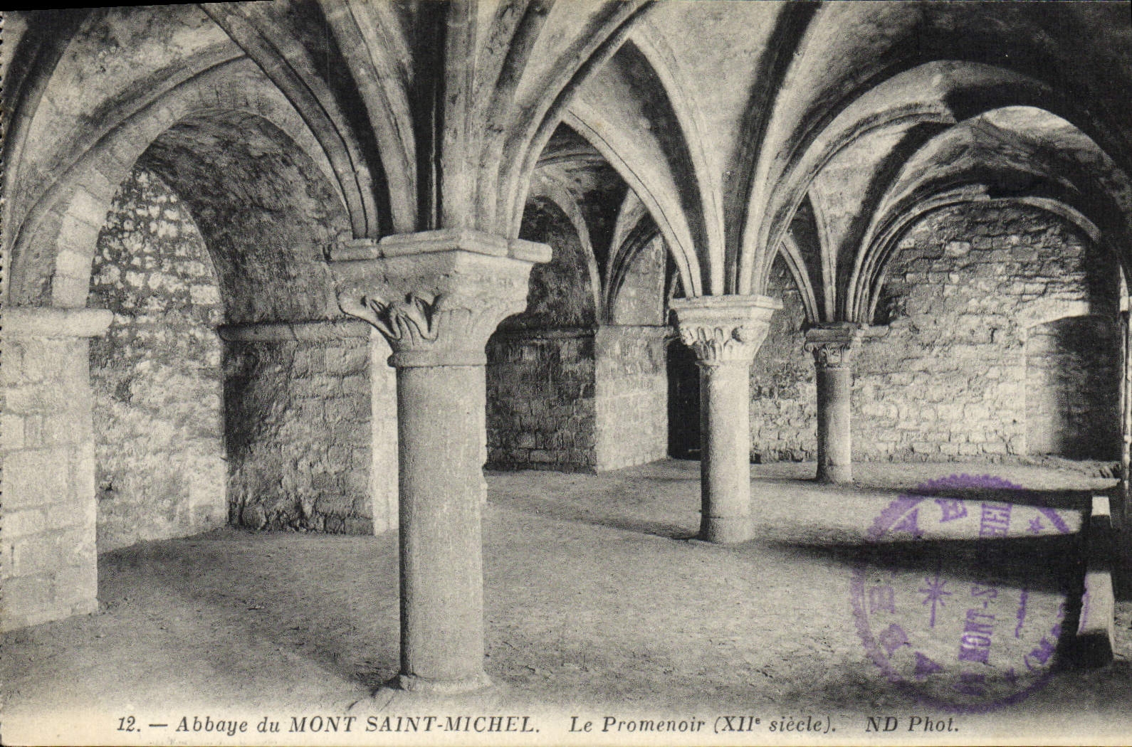 Abbaye du MONT SAINT-MICHEL — Le Promenoir (XIIe siècle) — ND Phot. n°12