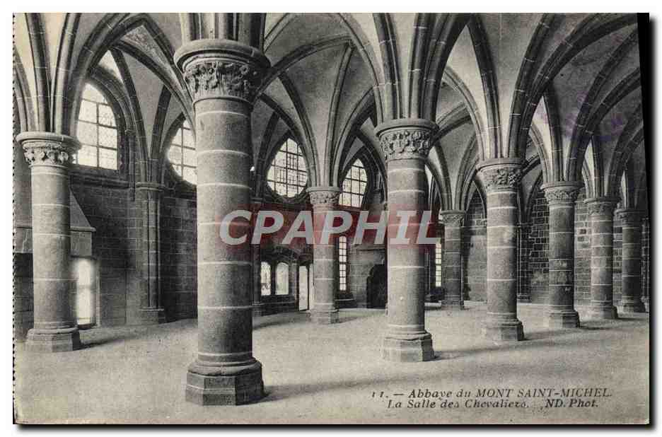 CPA Le Mont Saint Michel La Salle des Chevaliers