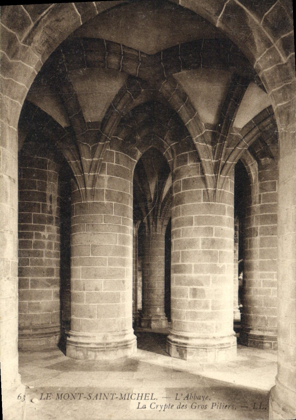 Le Mont-Saint-Michel — L'Abbaye. La Crypte des Gros Piliers — LL.