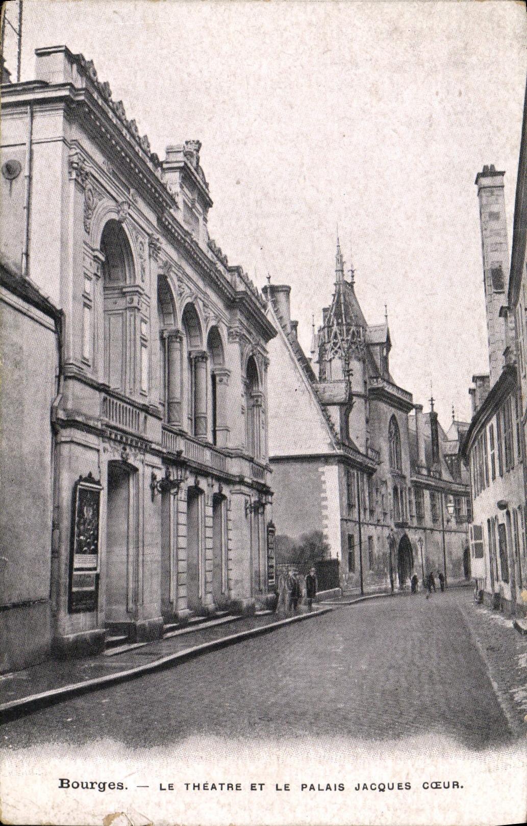 CPA Bourges Le Theatre Et Le Palais Jacques Coeur