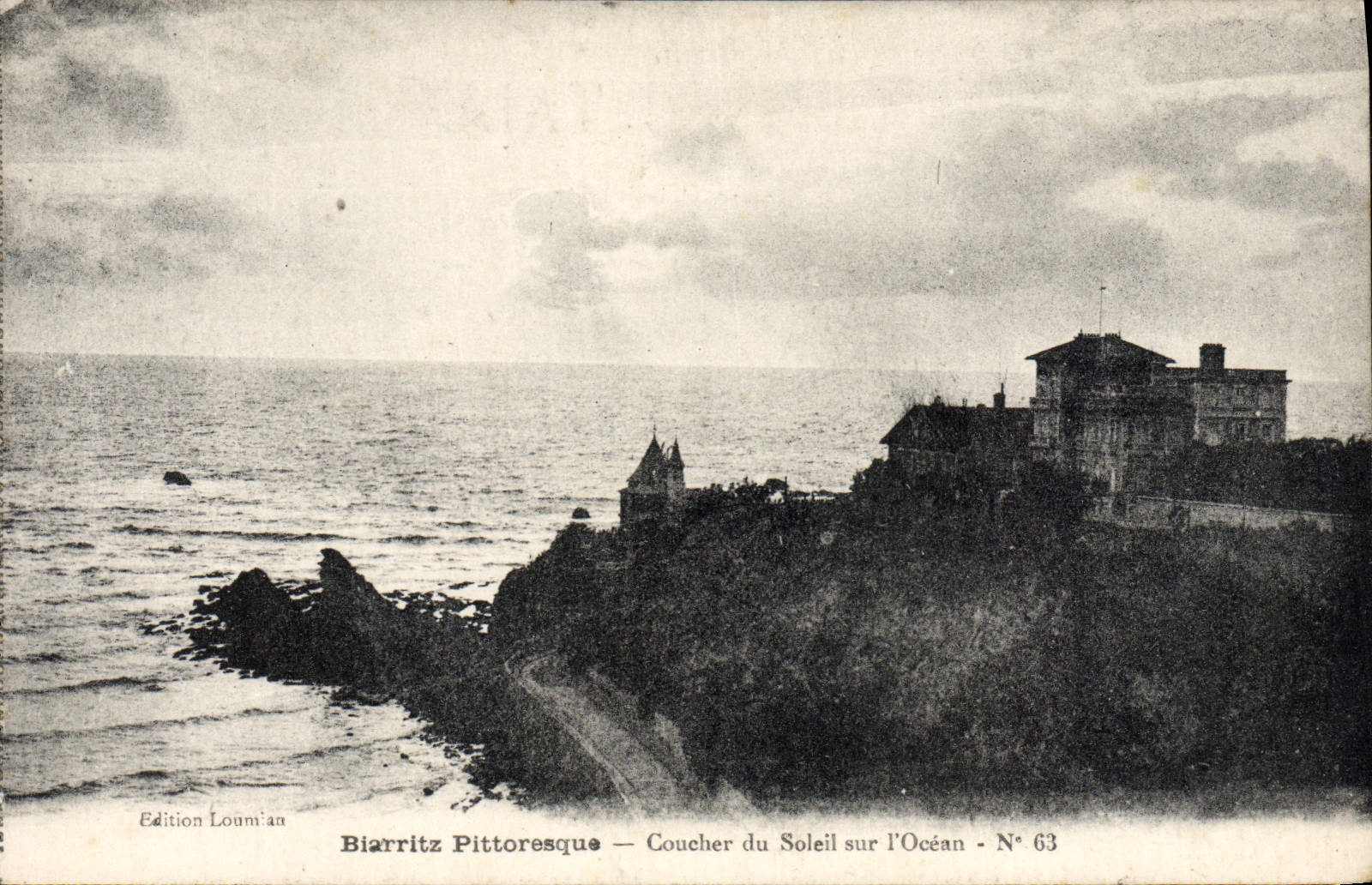 CPA Biarritz Pittoresque Coucher du Soleil sur l'Ocean