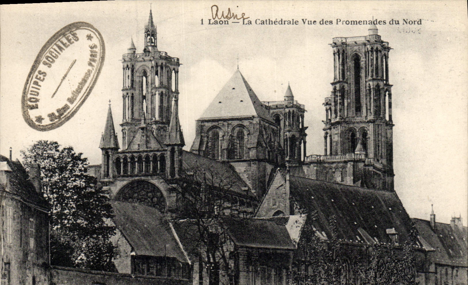 CPA Laon La Cathedrale Vue Des Promenades du Nord