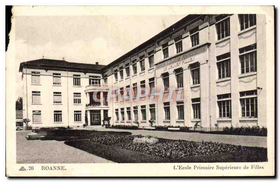 CPA Roanne L'Ecole Primaire Superieure de Filles