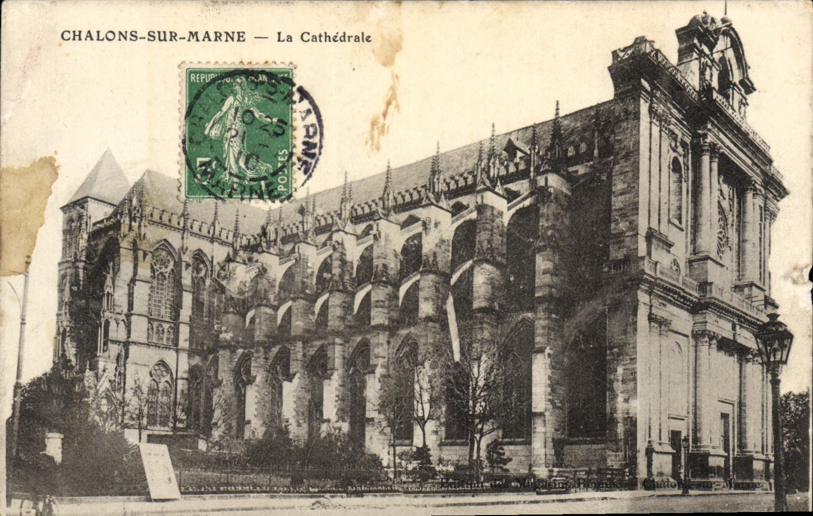 CPA Chalons sur Marne La Cathedrale 