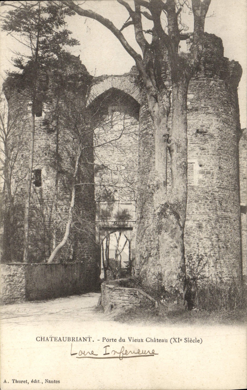 CPA Chateaubriant Porte du Vieux Chateau 