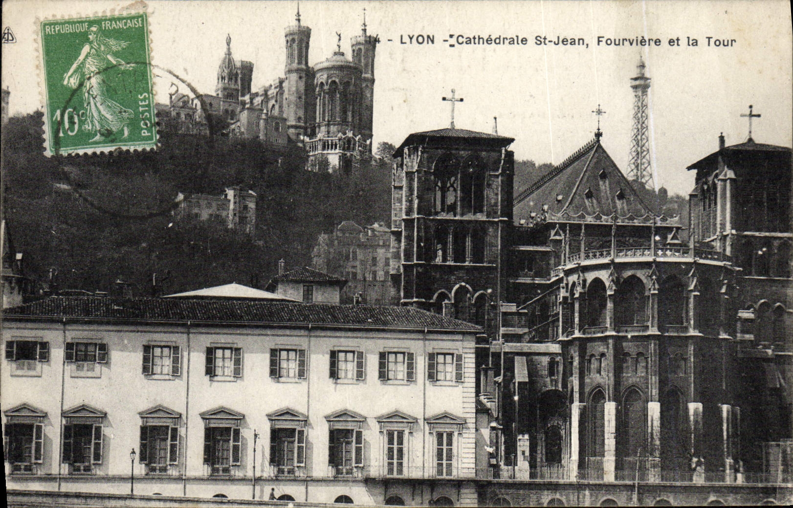 CPA Lyon Cathedrale St Jean Fourviere Et La Tour