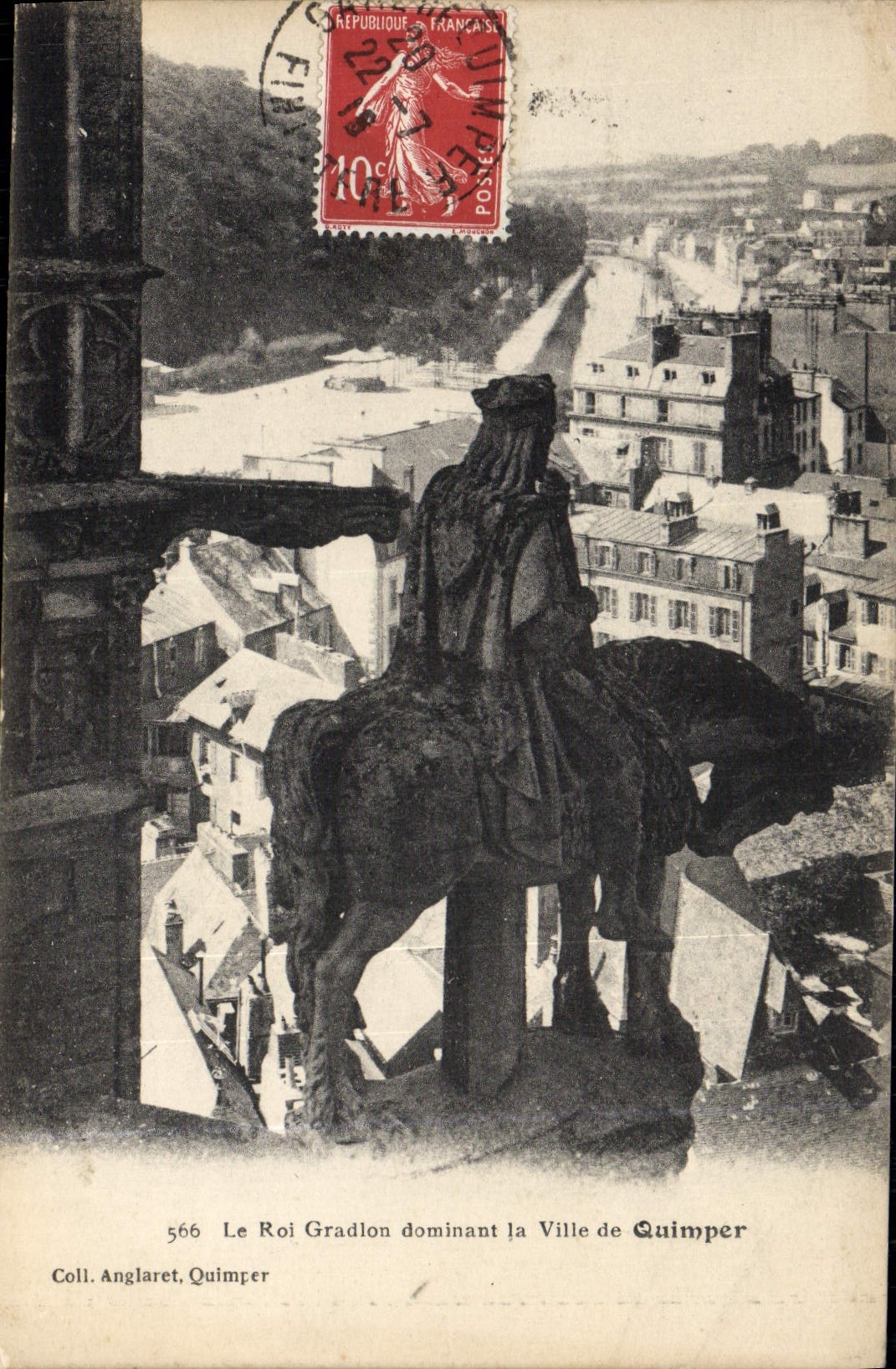 CPA Le Roi Gradion Dominant La Ville De Quimper