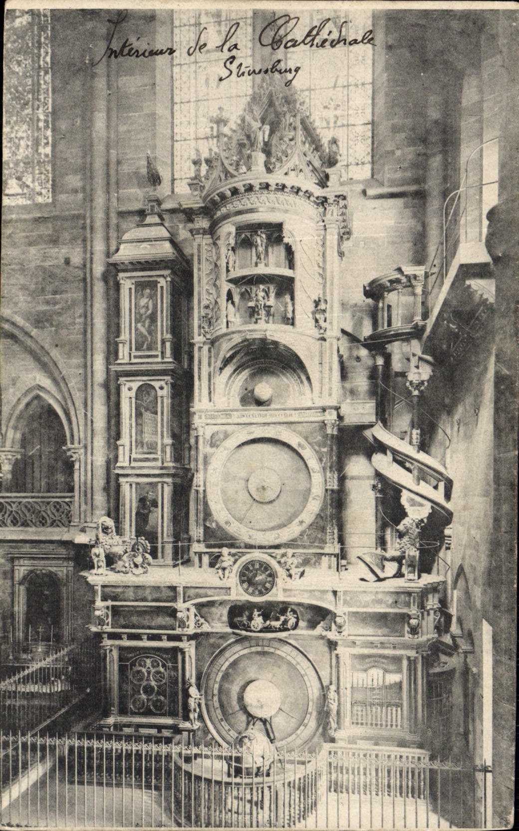 CPA Strasbourg La Cathedrale L'horloge astronomique