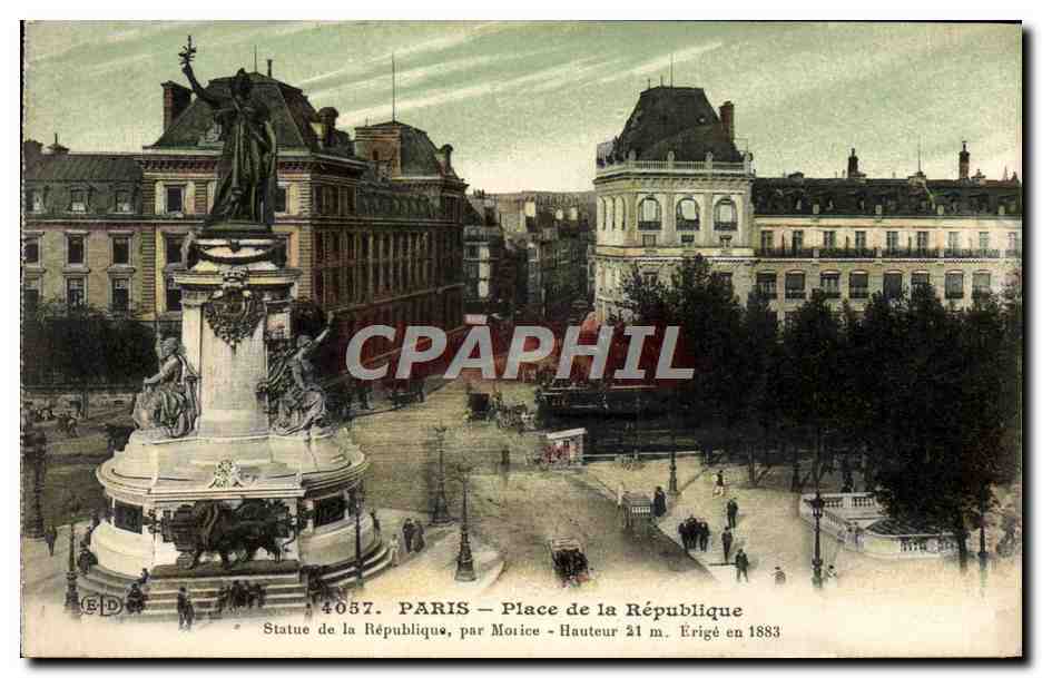 CPA Paris Place de la Republique Lion