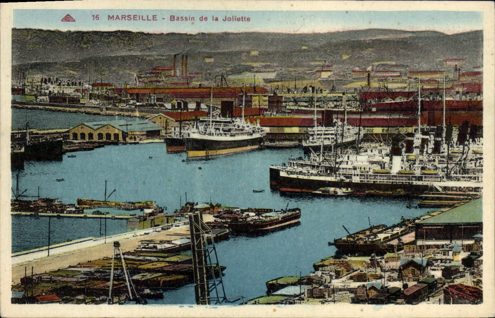 CPA Marseille Bassin de la Joliette Bateaux 