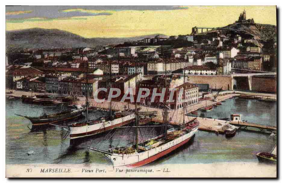 CPA Marseille Vieux Port Vue Panoramique Bateaux Voiliers 