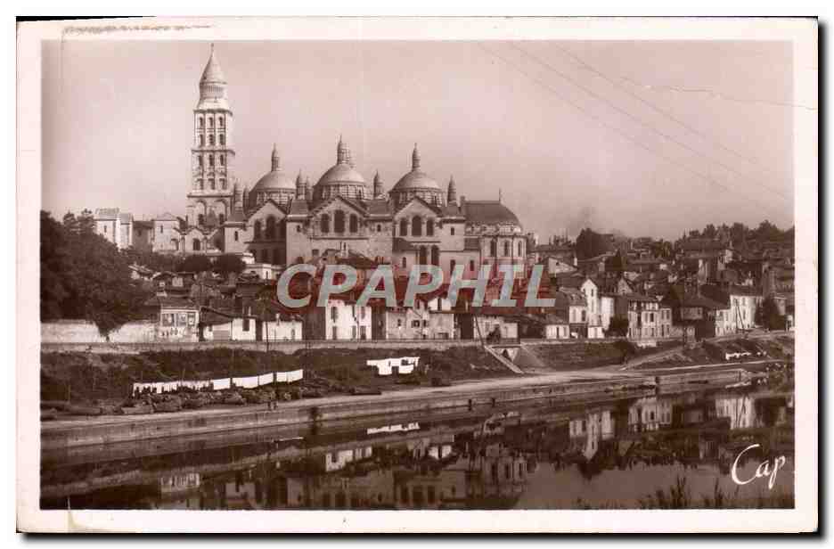 CPA Perigueux La Cathedrale Saint Front