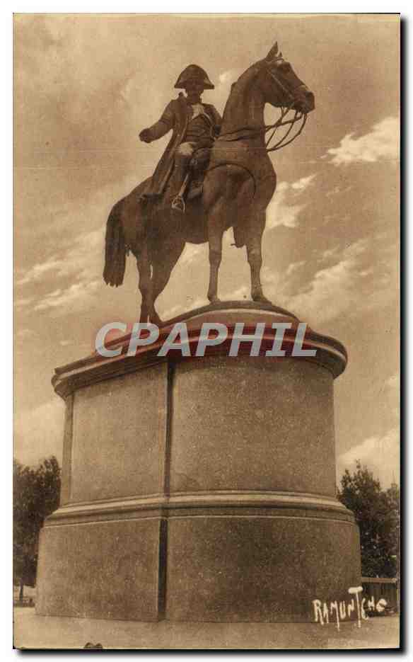 CPA La Roche Sur Yon Statue de Napoleon 1er