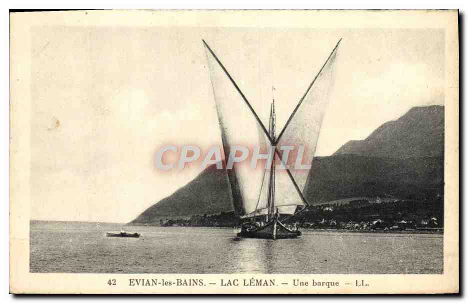 CPA Evian les Bains Lac Leman Une Barque Bateau