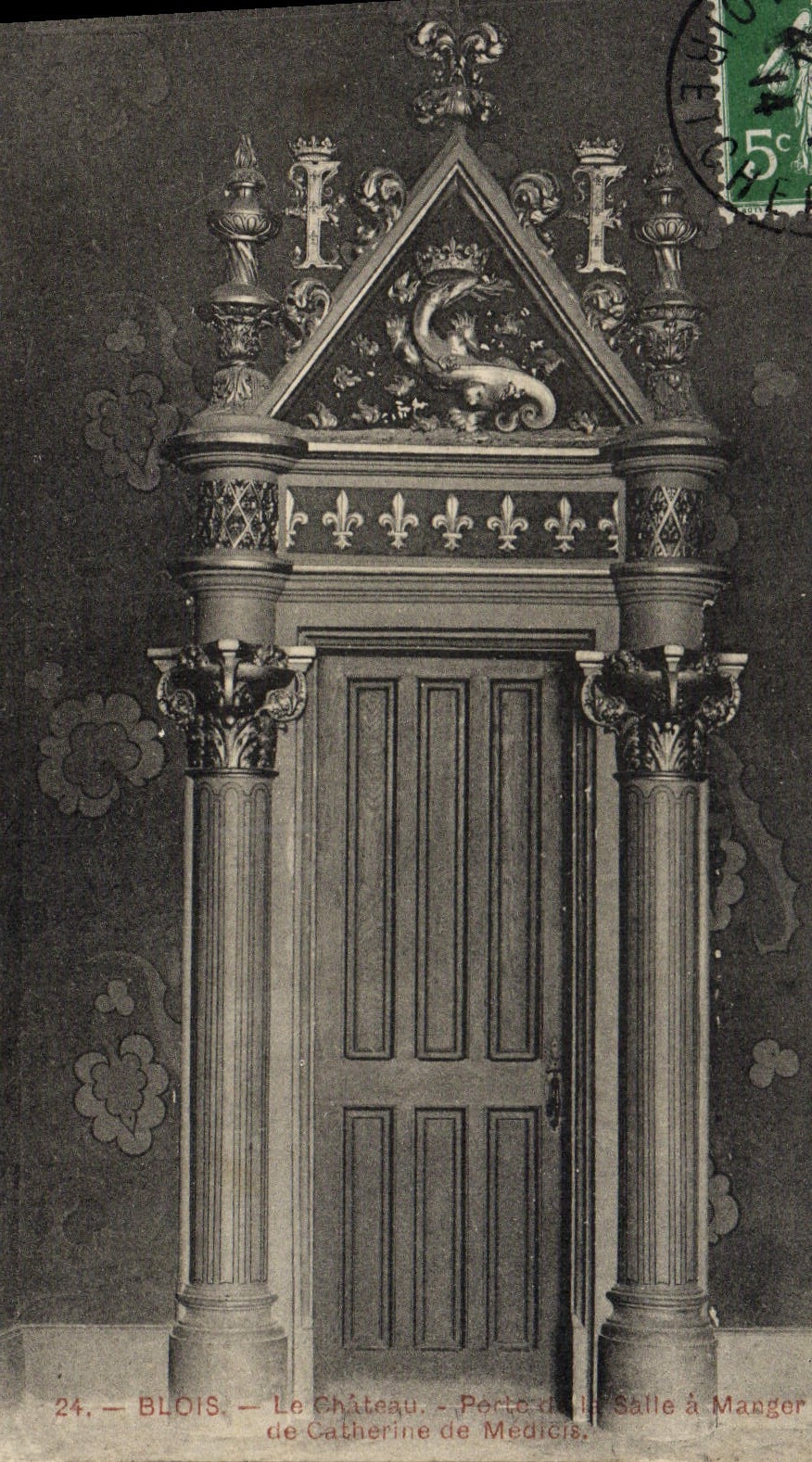 CPA Blois Le Chateau Porte de la salle de Catherine de Medicis