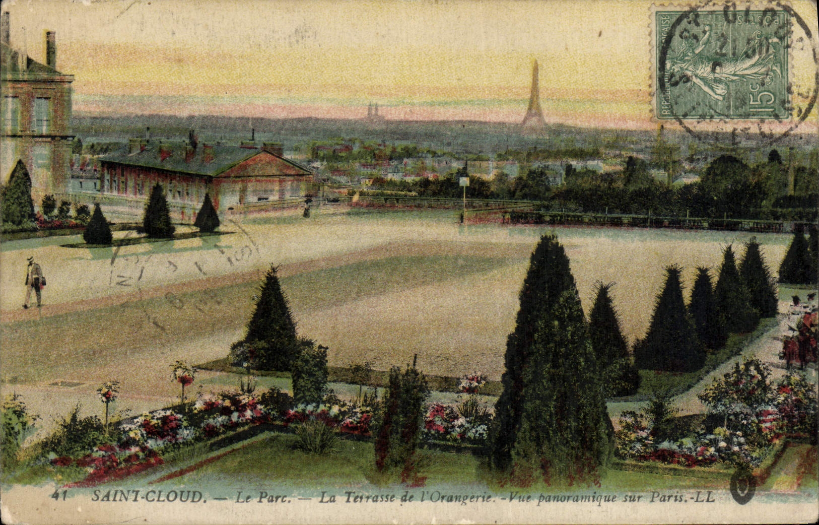 CPA Saint Cloud Le Parc La Terrasse de l'Orangerie Vue Panoramaique sur Paris Tour Eiffel