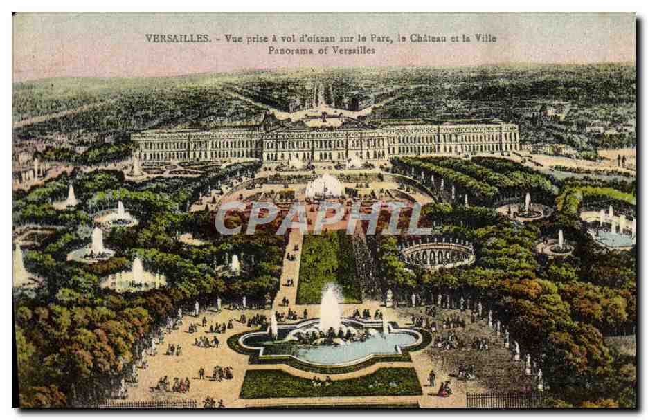 CPA Versailles Vue prise a vol d'oiseau sur le Parc Le Chateau et la Ville