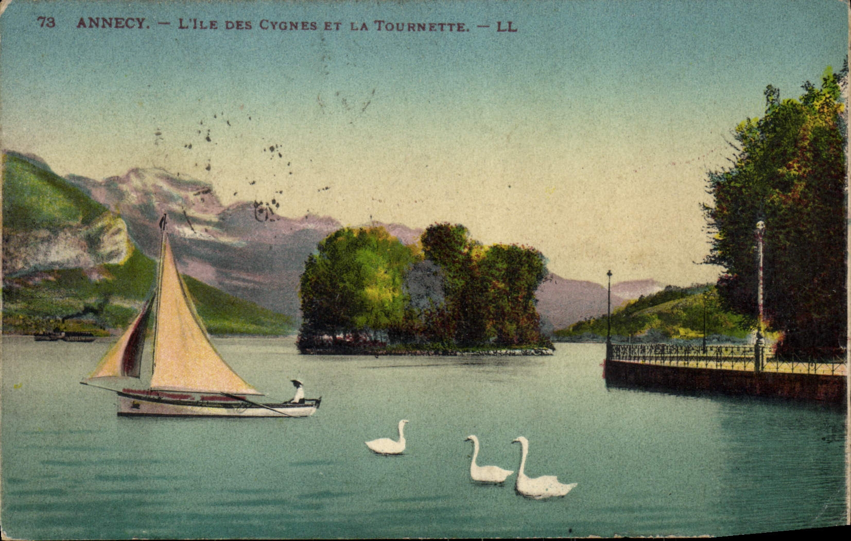 CPA Annecy L'Ile Des Cygnes Et La Tournette