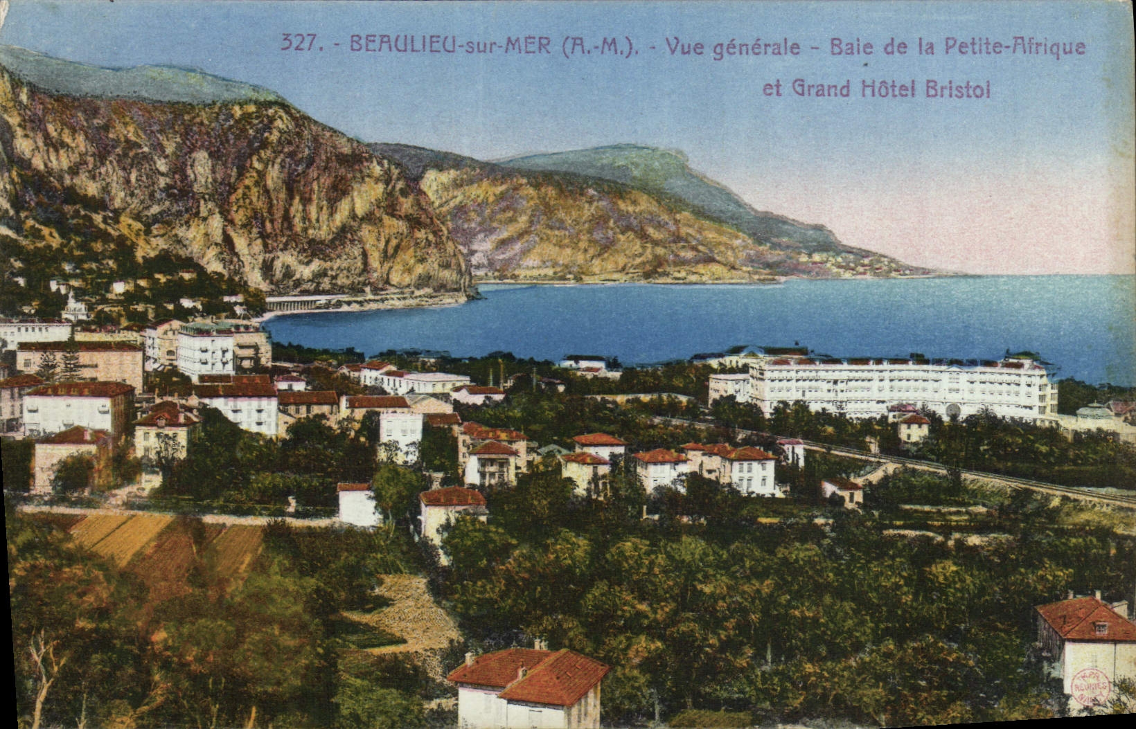 CPA Beaulieu Sur Mer Vue Generale Baie de la Petite Afrique et Grand Hotel Bristol