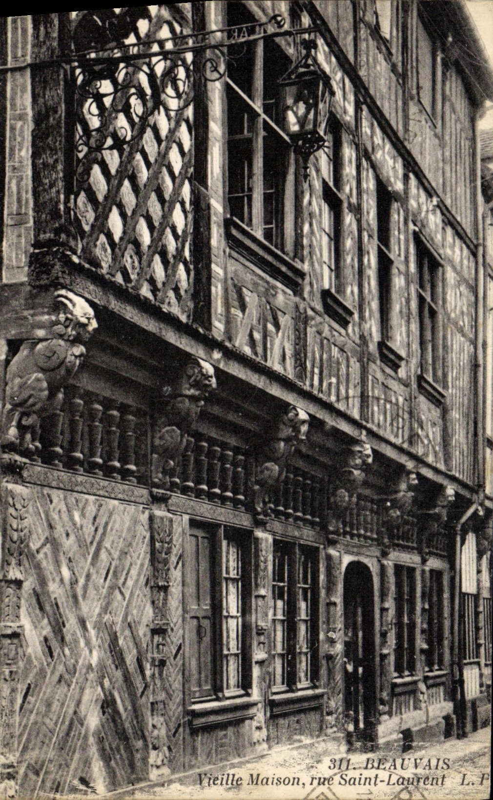 Vieille Maison, rue Saint-Laurent — Beaussais — L.P. n°311