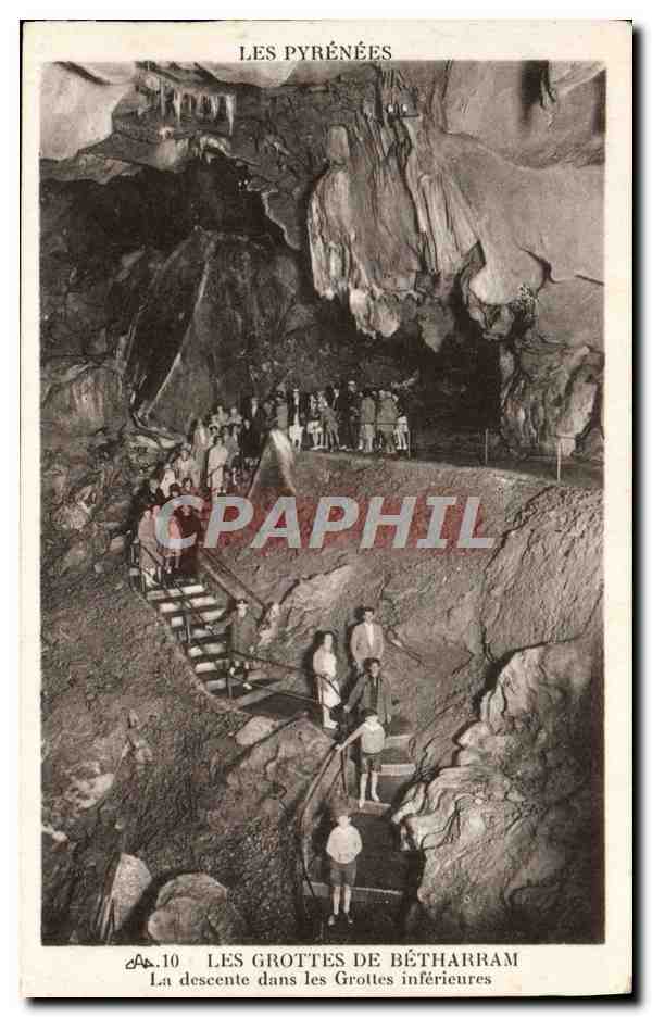 CPA Les Grottes De Betharram La Descente dans les Grottes inferieures