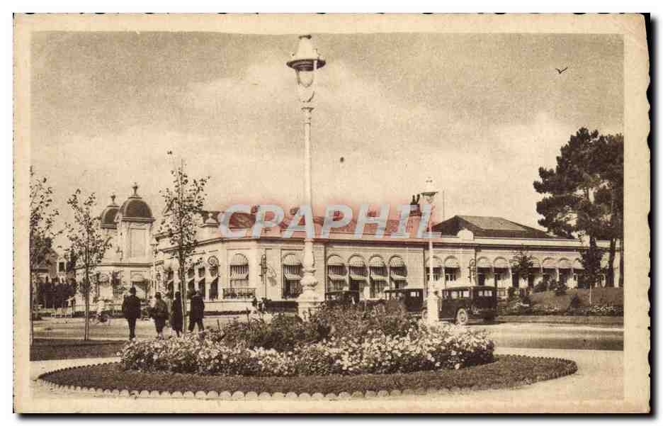 CPA La Baule sur Mer Esplanade et jardins du casino