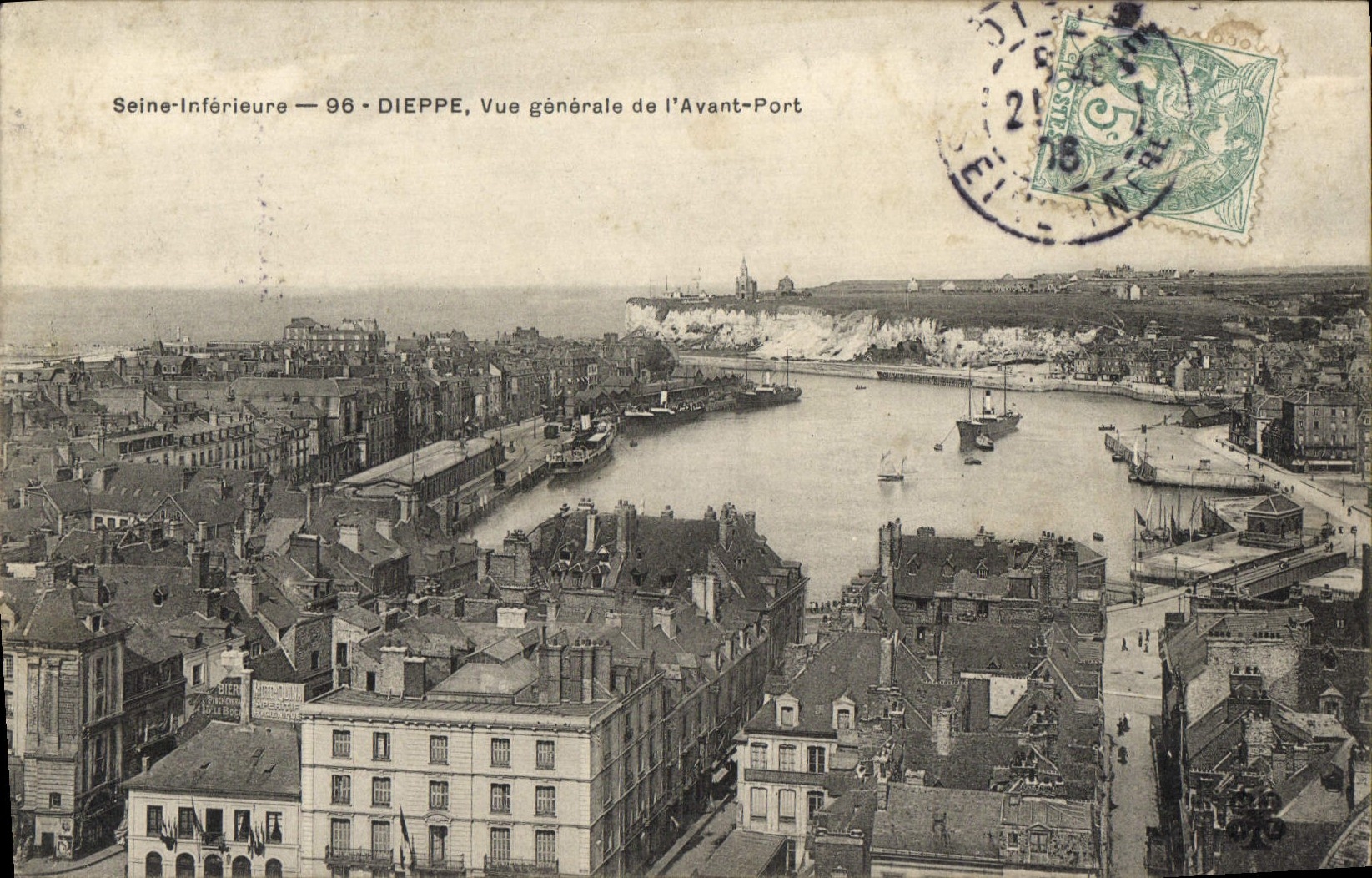 CPA Dieppe Vue Generale de L'Avant Port