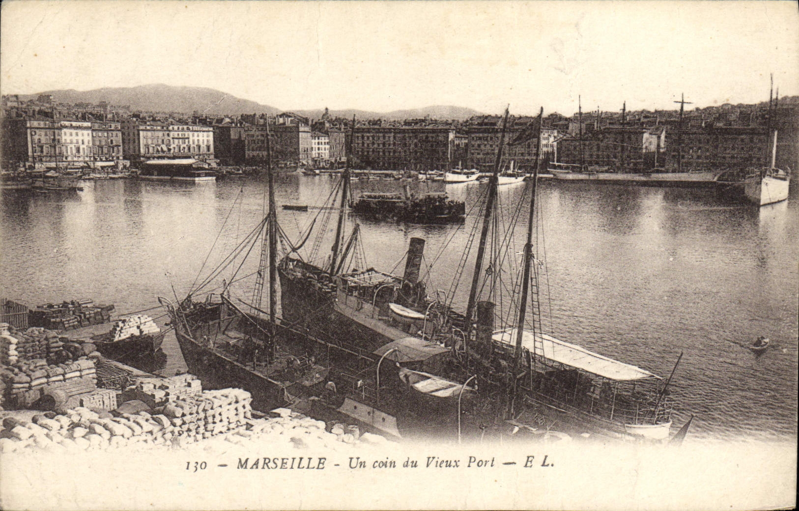 Marseille — Un coin du Vieux Port — E L. n°130