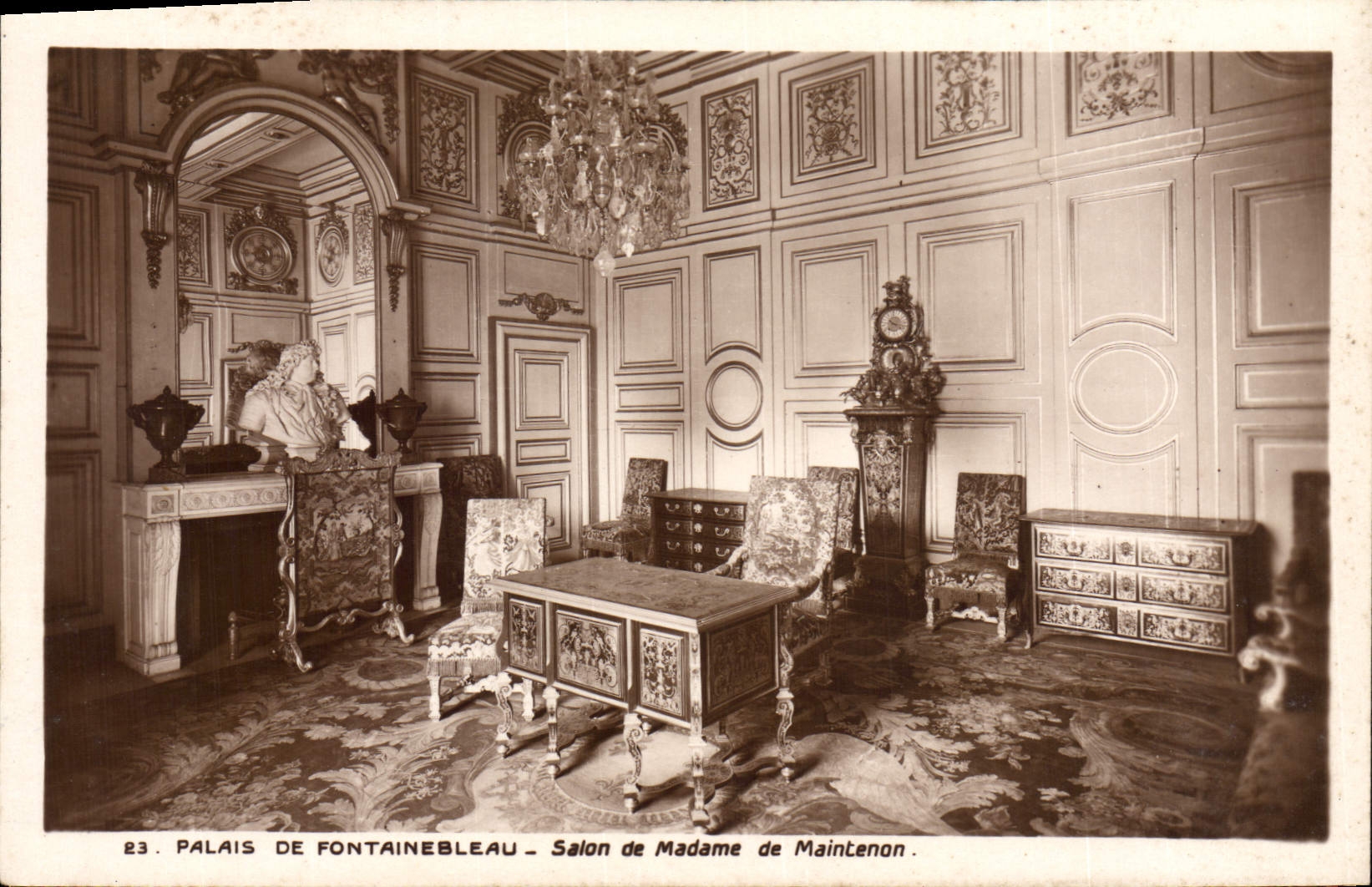CPA Palais de Fontainebleau Salon de Madame de Maintenon
