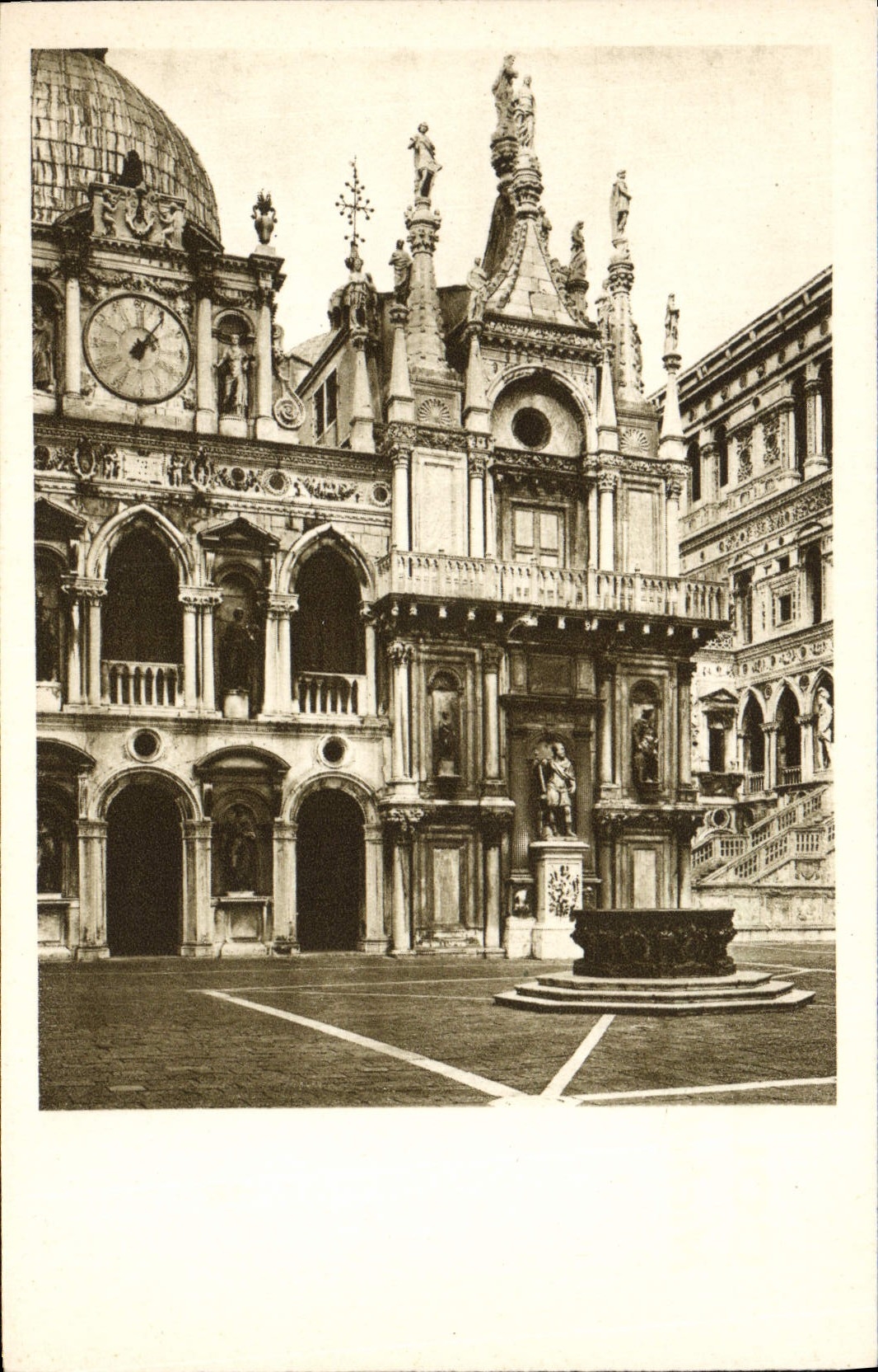 CPA Venezia Palazzo Ducale Cortile 