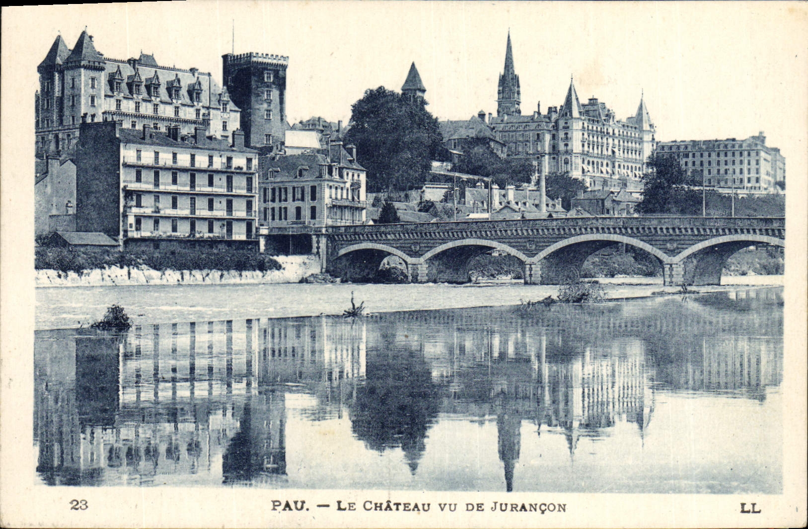 CPA Pau Le Chateau vu de Jurancon