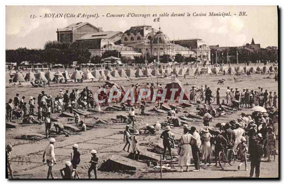CPA Royan Concours d'Ouvrages En Sable Devant Le Casino Municipal Enfants