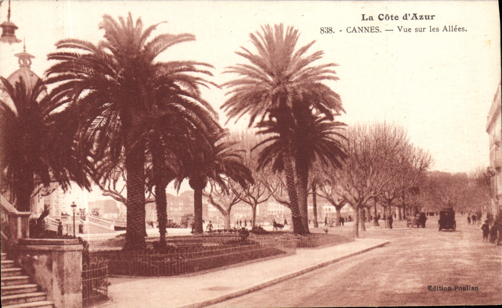 CPA Cannes Vue sur les allees