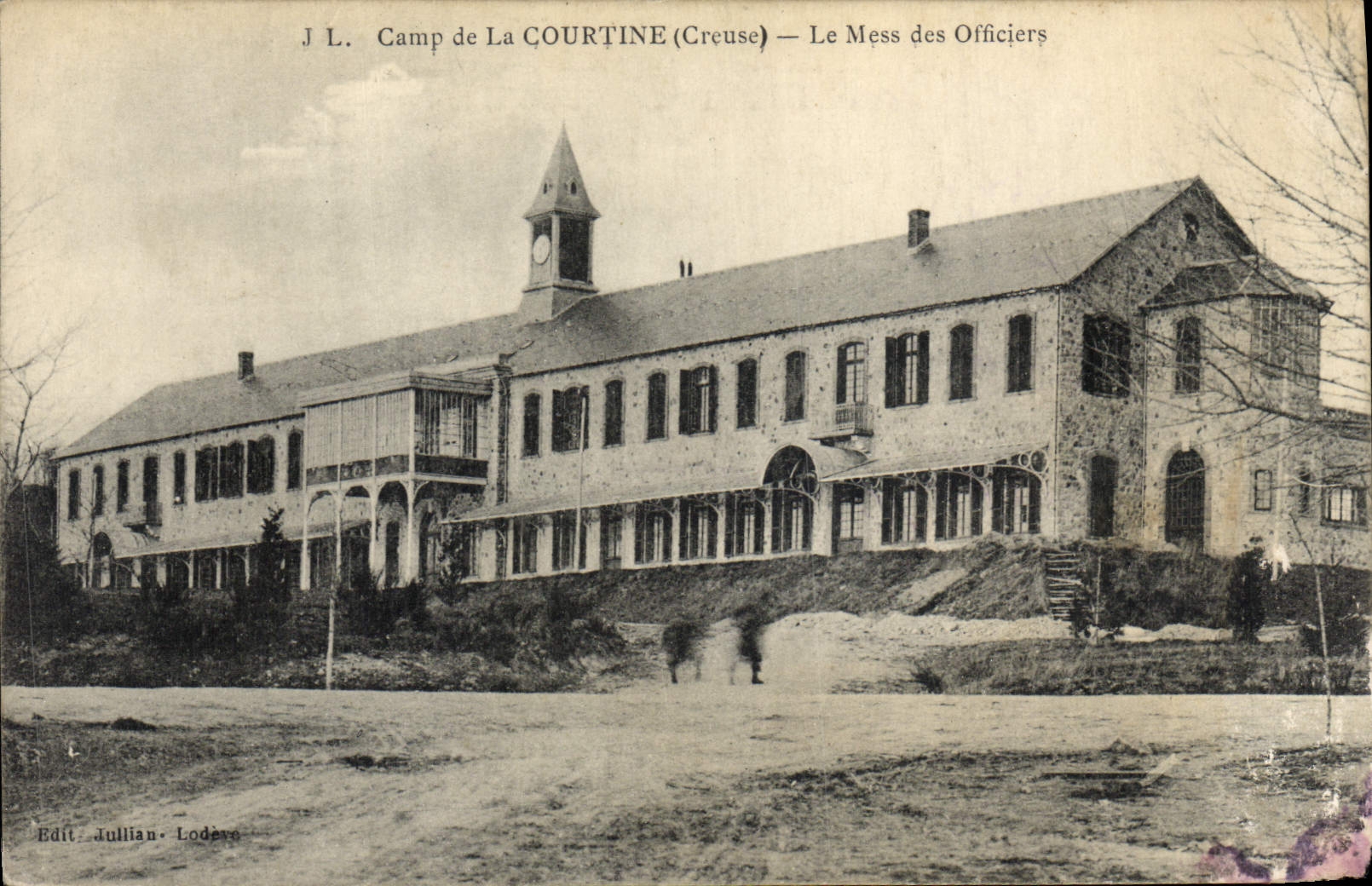 Campamento de La Courtine (Creuse) — El Mess de los Oficiales — J. L. — Edit. Jullian-Lodève