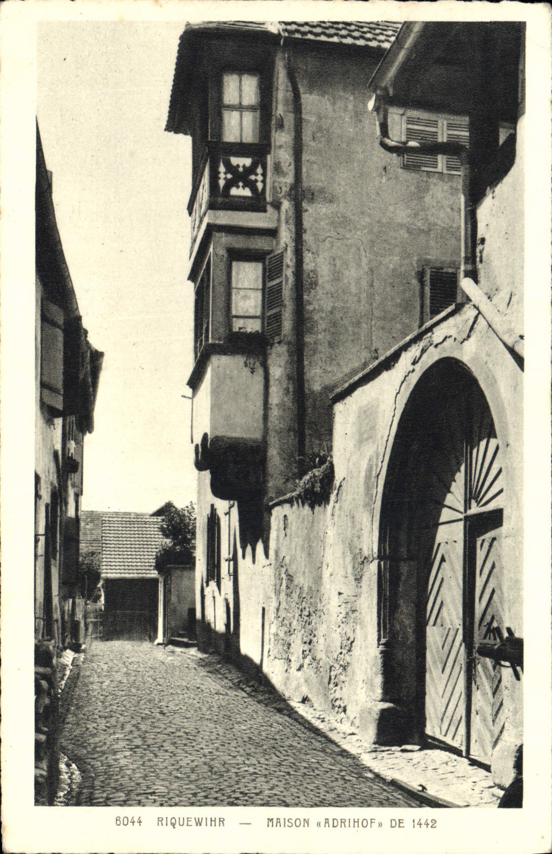 Riquewihr — Maison « Adrihof » de 1442 — Édition Fr. Berschy, Riquewihr (Ht-Rhin)