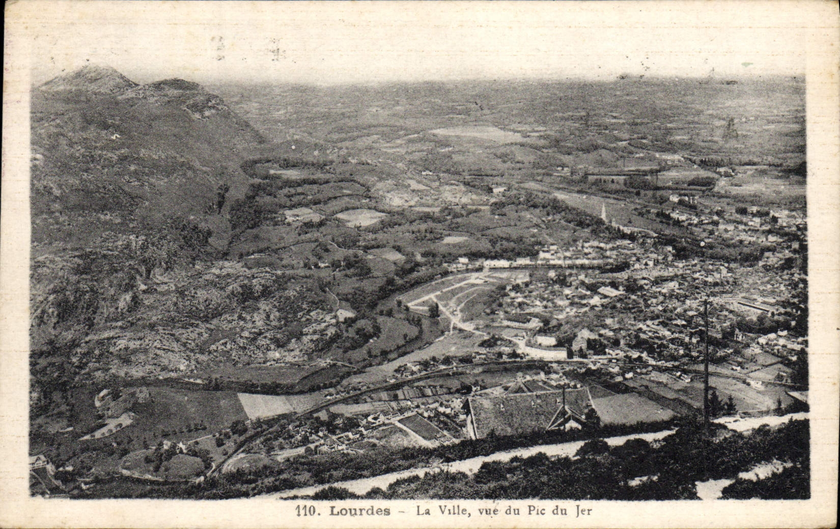 CPA Lourdes La Ville Vue de Pic du Jer 